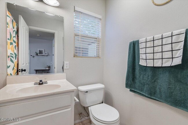 Building Photo - 40144 Cantara Dr