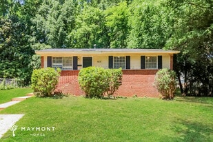 Building Photo - 9408 Spruce Pine Pl