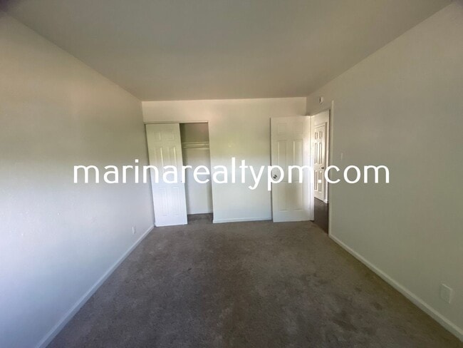 Building Photo - Charming 3 bedroom, 2 bathroom home locate...
