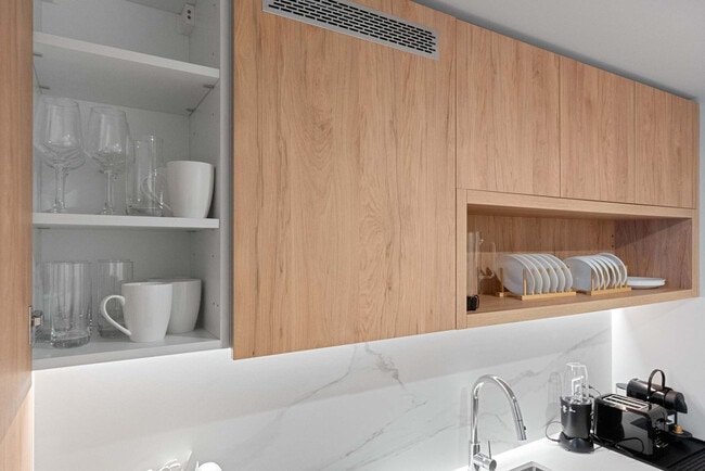 Building Photo - 11 NE 6th St