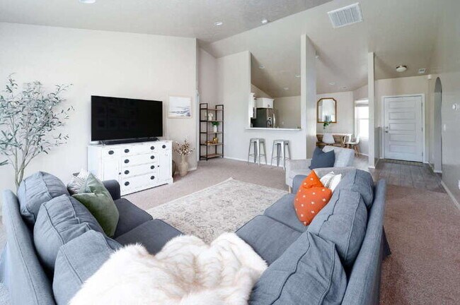 Building Photo - 74 W Havasu Falls St