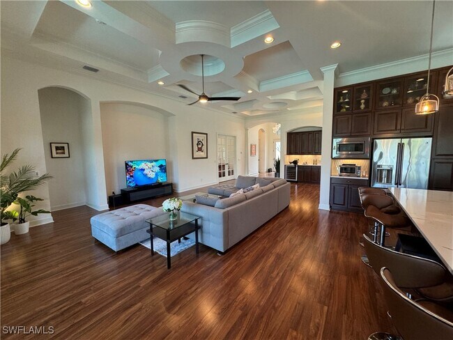 Building Photo - 9262 Rialto Ln