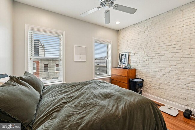 Building Photo - 503 S Bouldin St