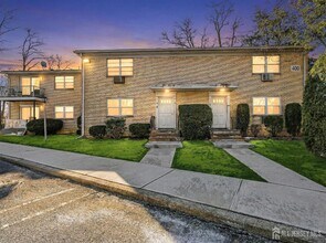 Building Photo - 400 Cranbury Rd