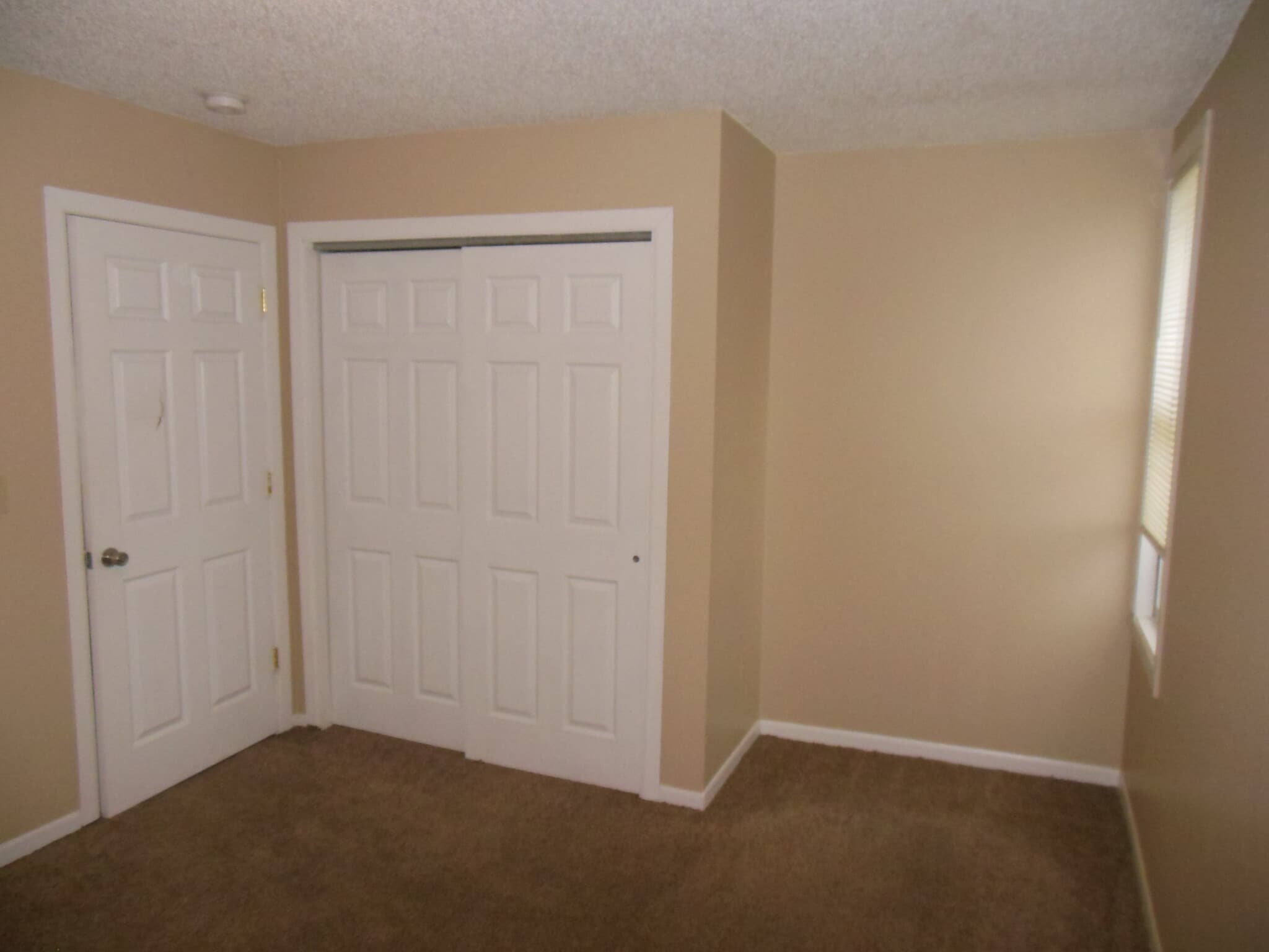 Building Photo - 609 Market St