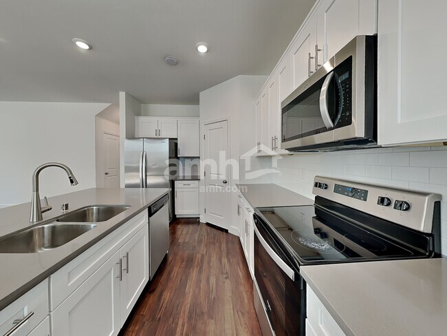 Building Photo - 4832 Blushing Star St