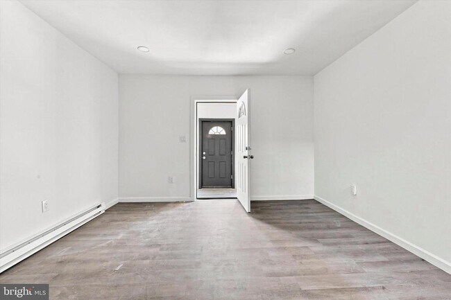 Building Photo - 2435 Fitzgerald St