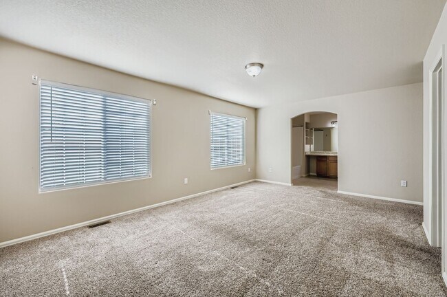 Building Photo - 7575 Forest Meadows Ave