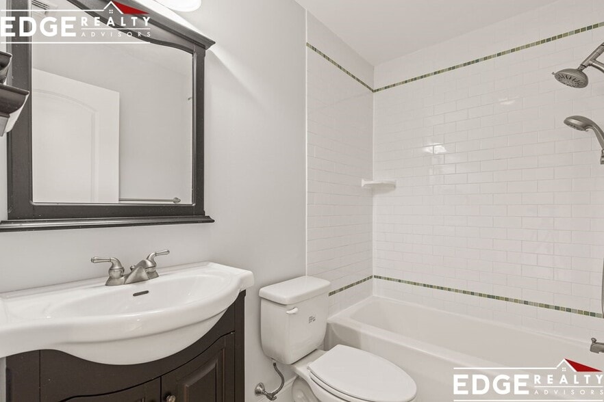 Building Photo - 58 Holton St