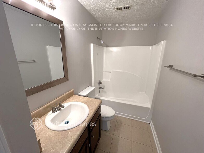 Building Photo - 120 Doubles Dr