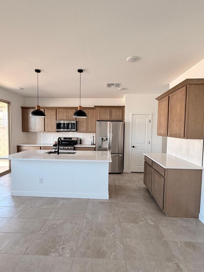 Building Photo - 3330 S 180th Ln