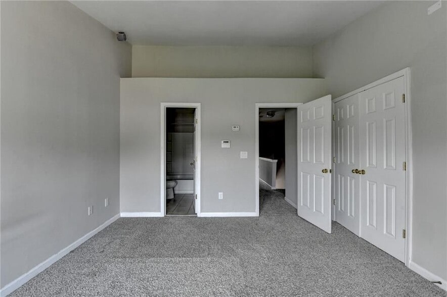 Building Photo - 3187 Mill Springs Cir NE