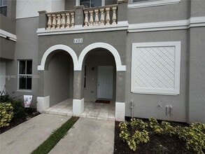 Building Photo - 14051 SW 49th Ct