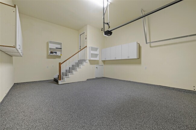 Building Photo - 7214 Deep Forest Dr