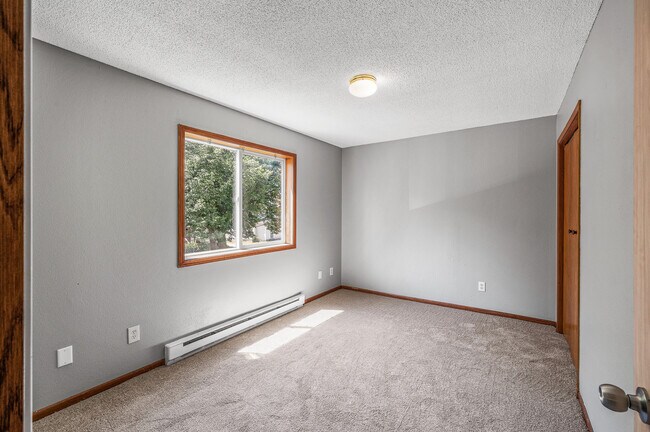 Building Photo - 306 N 23rd Ave