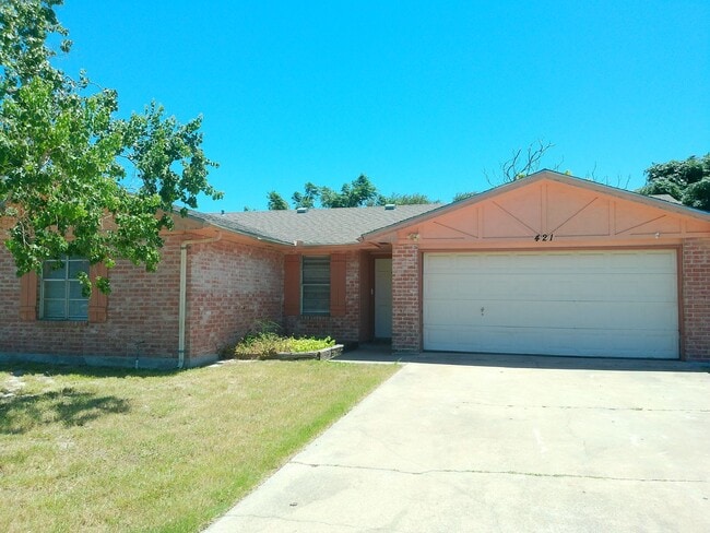 Primary Photo - 421 Antares Dr