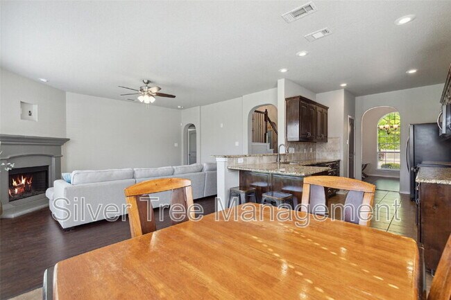 Building Photo - 1416 Elkford Ln