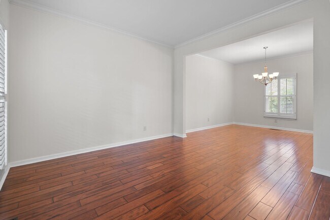 Building Photo - 3258 Nolen Ln