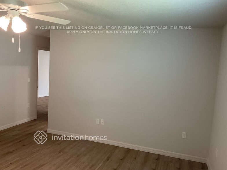 Building Photo - 7 Pineland Ln