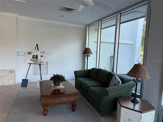 Building Photo - 1100 Imperial Dr