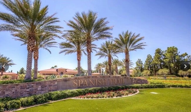 Building Photo - 8243 Round Hills Cir