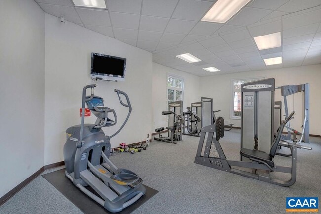 Building Photo - 985 Glenwood Station Ln