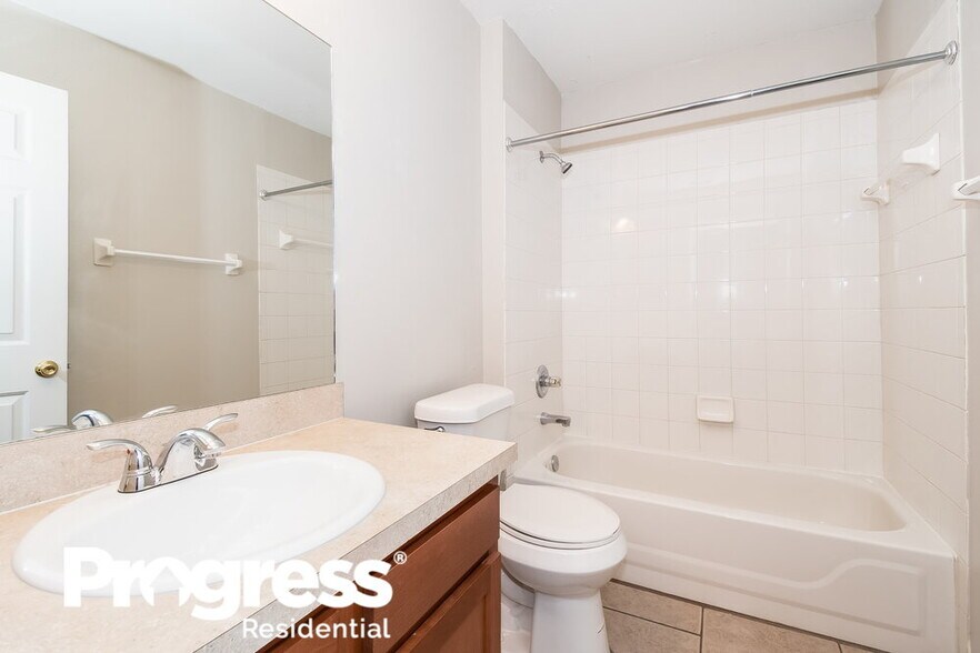 Building Photo - 492 Heron Nest Point