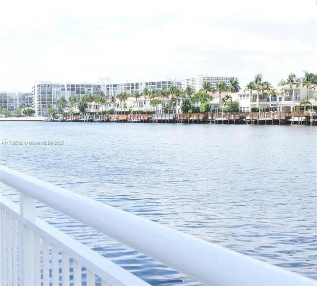 Building Photo - 1600 S Ocean Dr