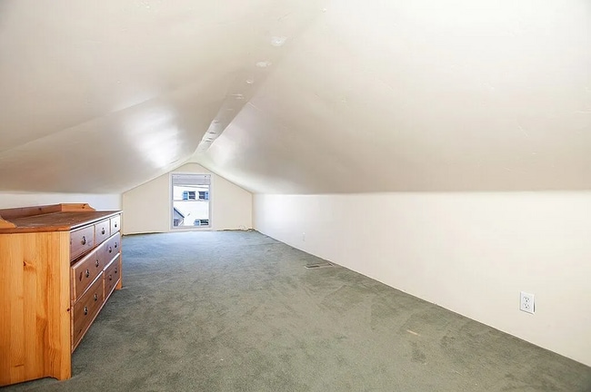 Building Photo - Adorable Loma Portal Bungalow with Fenced ...
