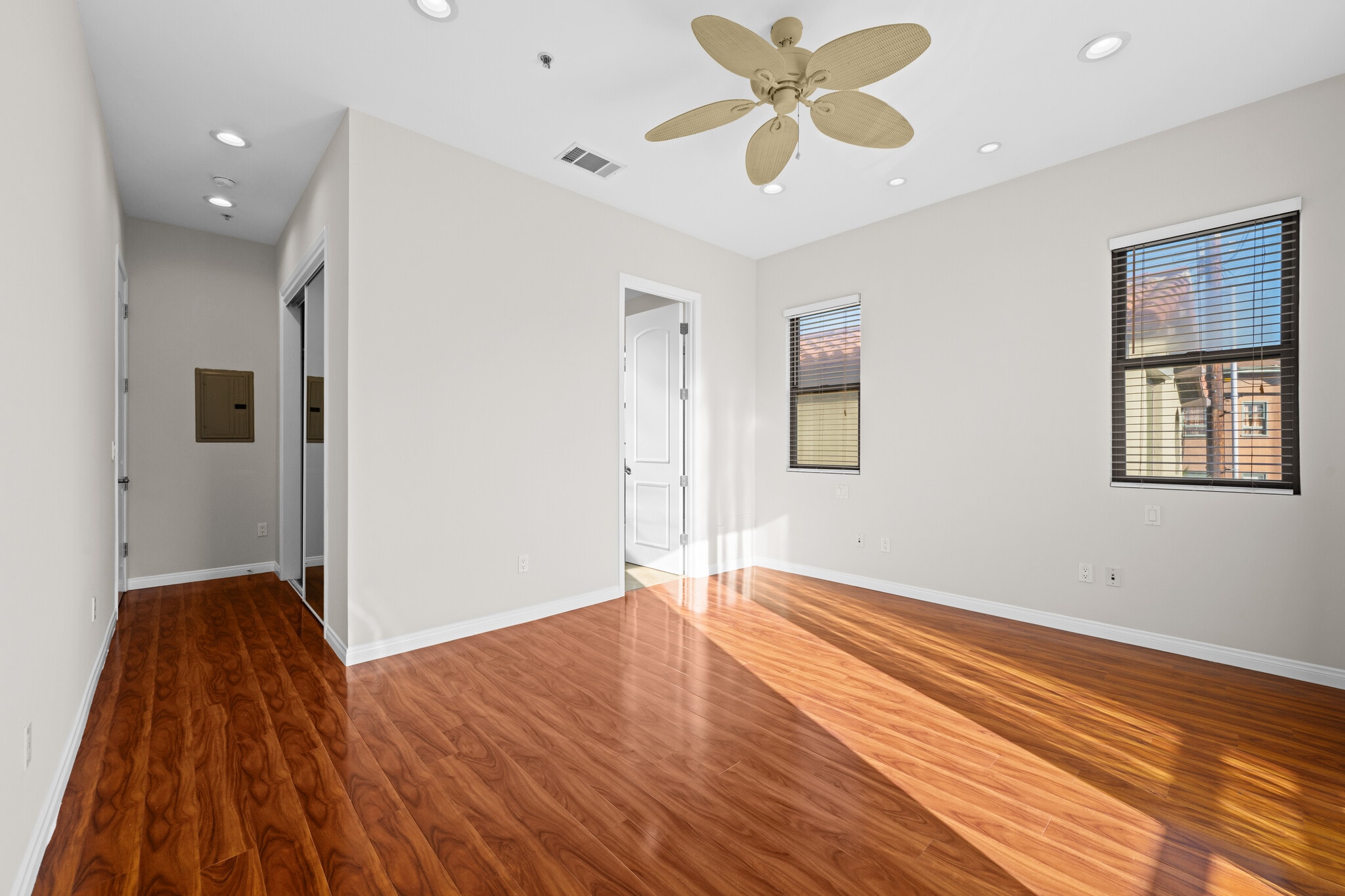 Building Photo - 6069 Horner St