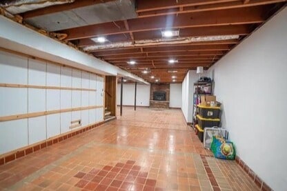 Building Photo - 22 E Garfield Ave