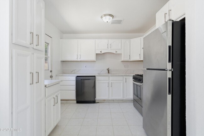 Building Photo - 44338 23rd St W
