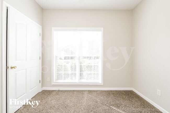 Building Photo - 115 Wills Way