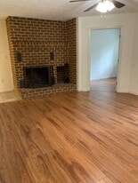 Building Photo - 4002 Governors Sq
