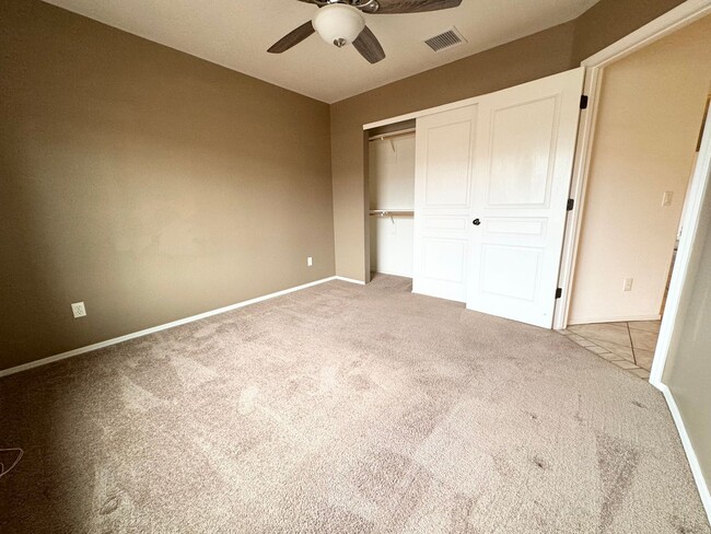 Building Photo - 4BR/2BA/2.5CG, 2057 sq.ft. rental with DOG...