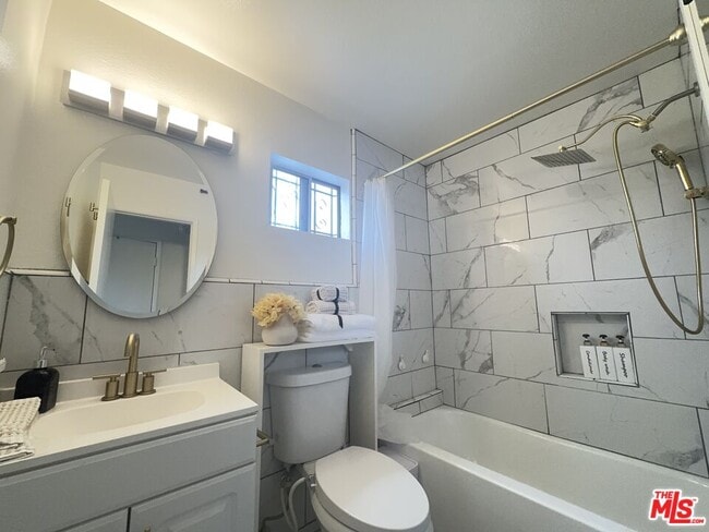 Building Photo - 11617 Washington Pl