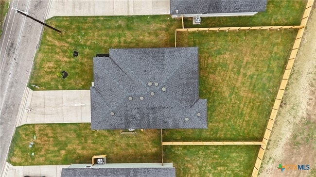 Building Photo - 1255 Pecan Valley Dr