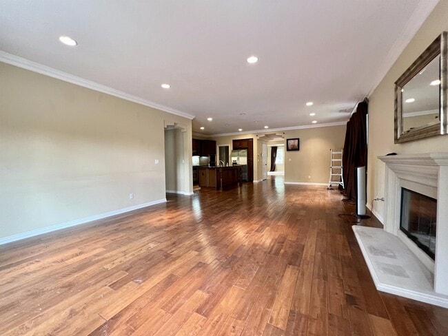 Building Photo - 3974 E Callaway Dr