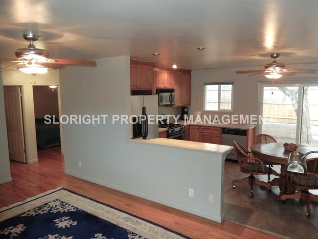 Building Photo - AVAILABLE LATE MAY - Pismo Beach Duplex - Back Unit