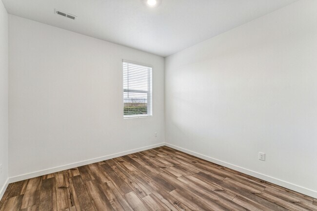 Building Photo - 8276 W Grey Alder Dr