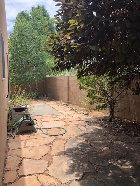 Building Photo - 639 Granite Point Tr SE