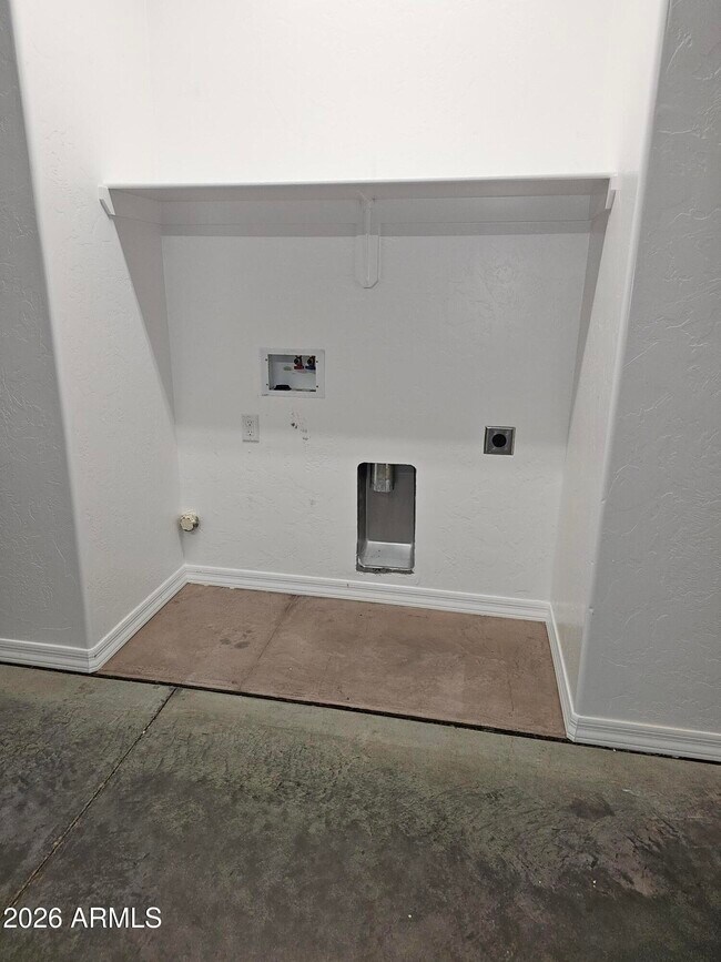 Building Photo - 7874 E Sky Island Pl