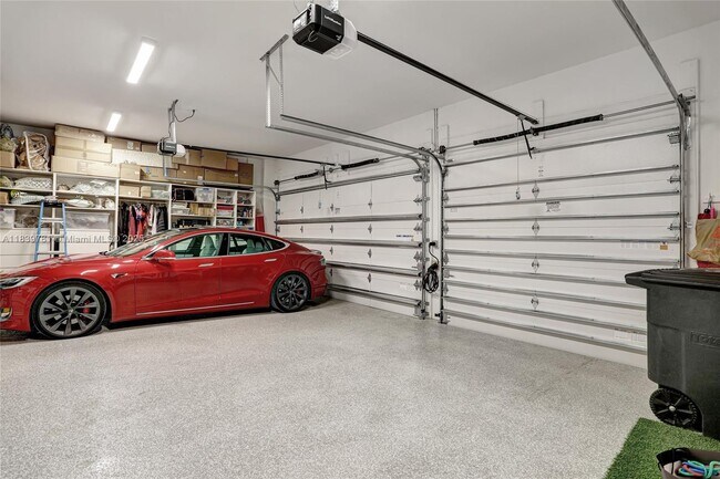 Building Photo - 16709 Botaniko Dr N
