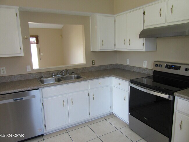 Building Photo - 1601 Louisiana Ave