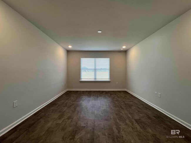 Building Photo - 10227 Ruffian Rte