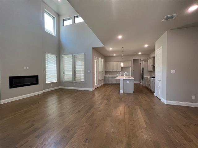 Building Photo - 12960 Caprock Dr
