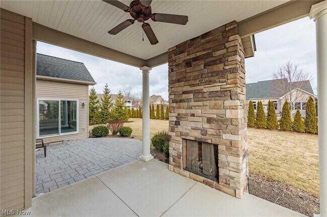 Building Photo - 36591 Wendell St