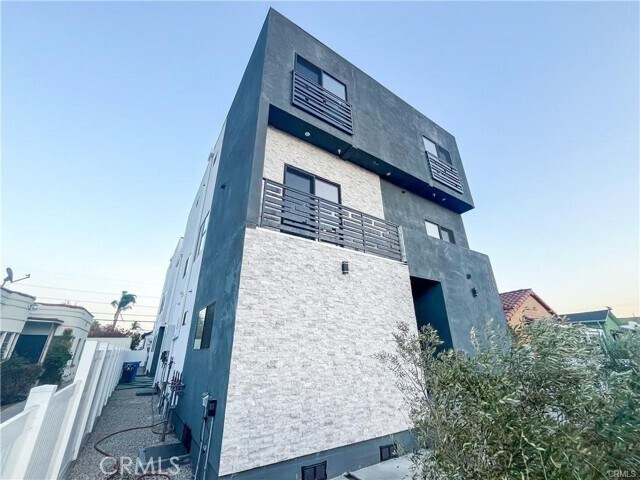 Building Photo - 3022 Virginia Rd