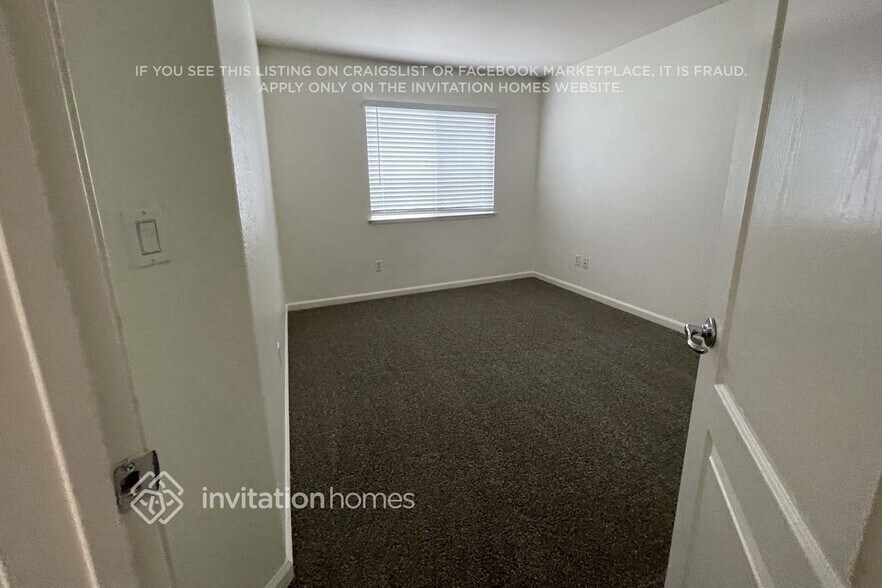 Building Photo - 1266 Tracy Cir