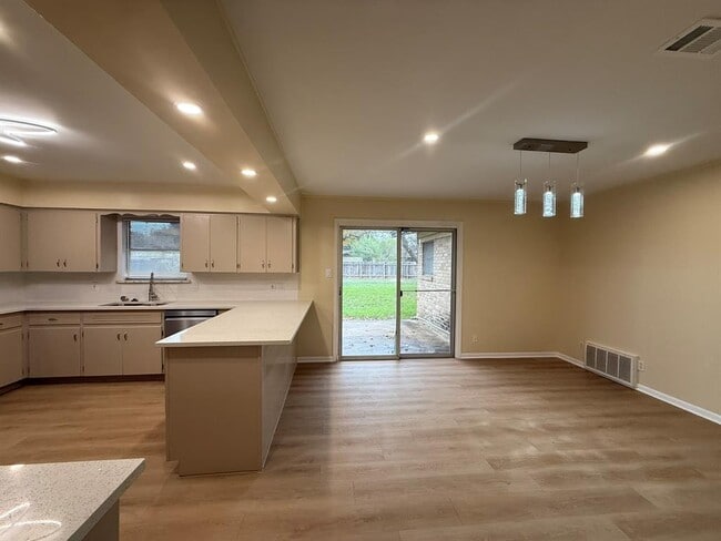 Building Photo - 4603 Roundup Trail